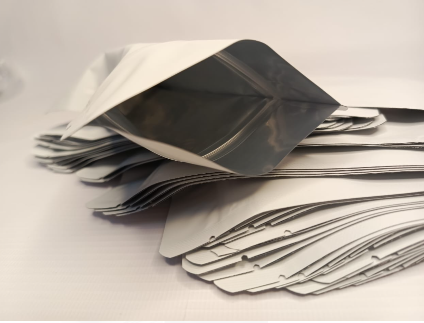 Пакет Дой-пак 105х190мм (35+35мм), белый матовый, металлизированный, с замком zip-lock