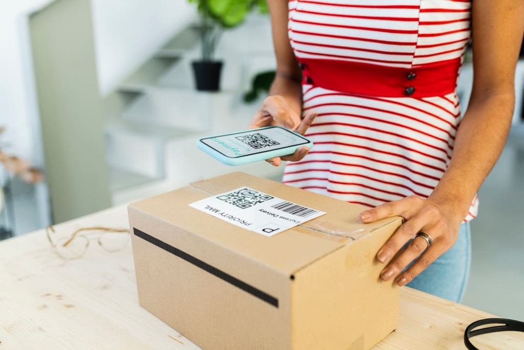 qr-code-packaging-box-1024x683.jpg
